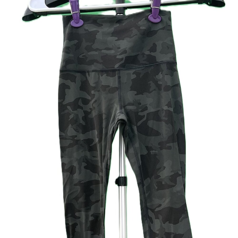 Women’s Lululemon Align Crop 21” Leggings Size 2